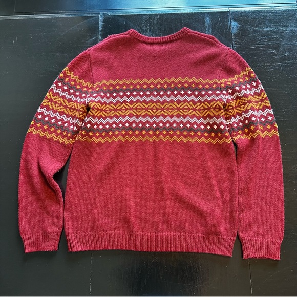 Large Red and Gold Christmas Winter Crewneck Sweater Knit - Picture 4 of 6